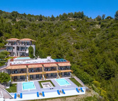 Koumaros Aparthotel