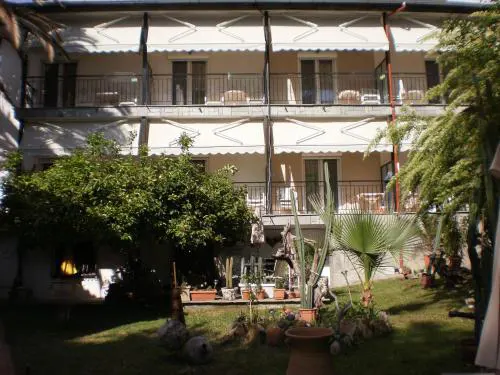Studios Rosa
