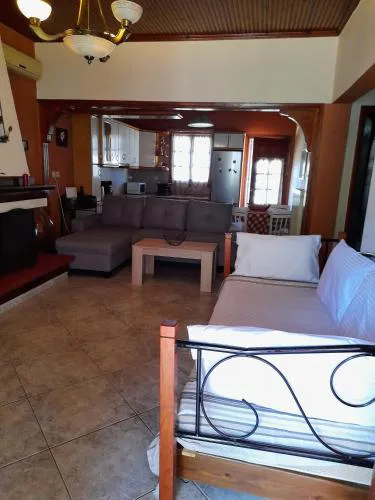 Niki House