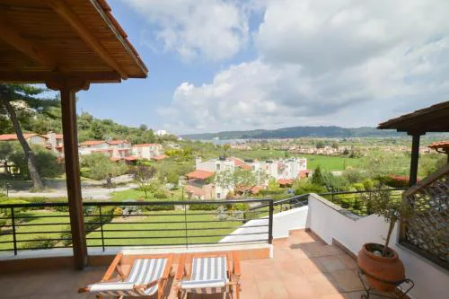 Sea View Maria