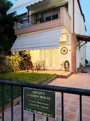 Artan`s garden house