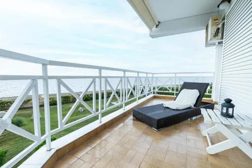 Delmare Dom SeaFront Villa