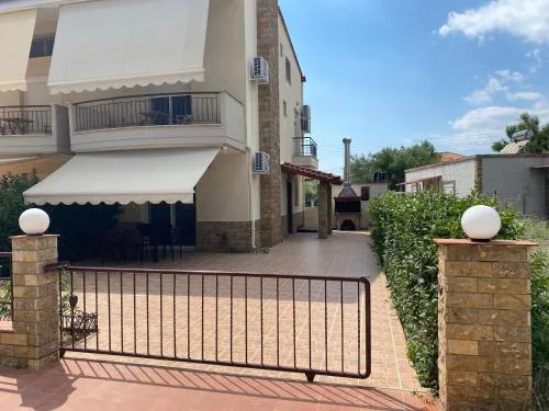Kalives Sithonia Family house