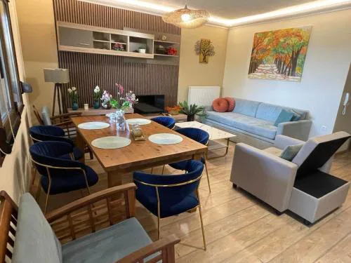 TwinStars apartment with courtyard and view