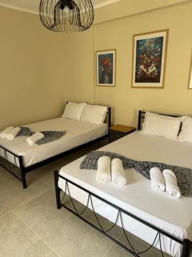 Rooms in center of kallithea