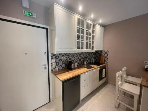 Zoi's stylish apartment