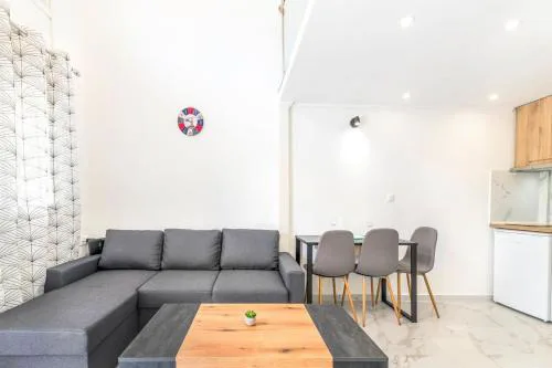 Casa Marina & Kledi by Booking Kottas