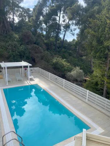 ELiELani Oasis - 9x4 m Private Pool Villa