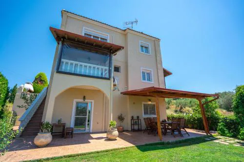Klio House