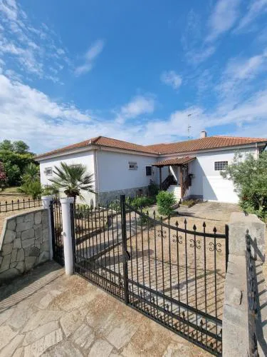 Nana's Villa - Little Paradise