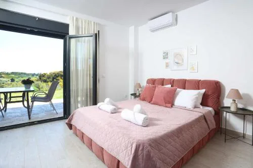 Hilltop Apartment 10