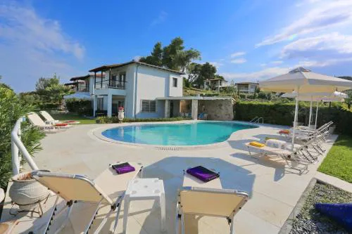Nautica Villa