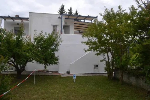Summer House with sea view and garden