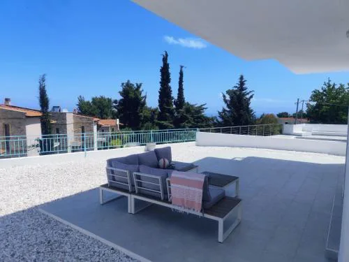 Villa DAMAKI