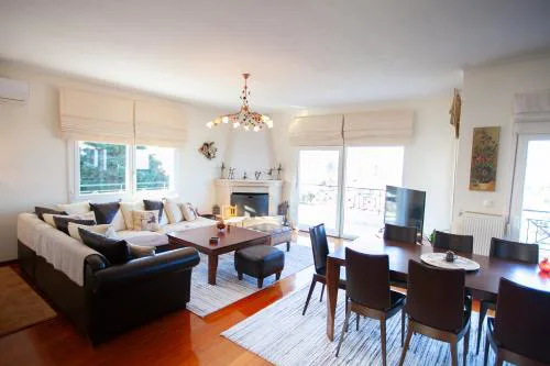 Rodon Apartment with Great View, Sauna and Jacuzzi