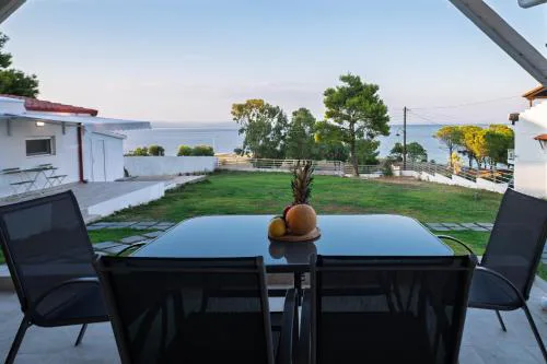 Zoi Seaview Rooms