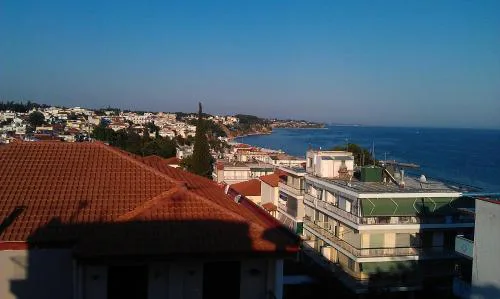 Apartment 60m from sea!