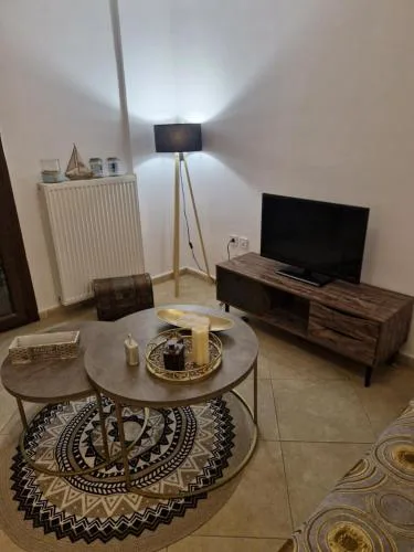 Julia Apartment 250m from Sea