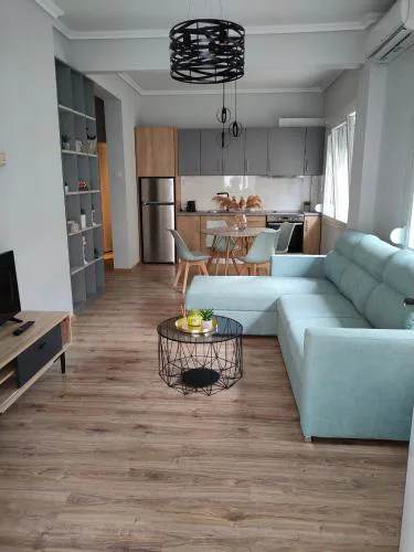 DIMITRA'S APARTMENT