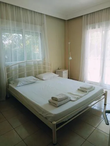 Olga's Studios Apartment3