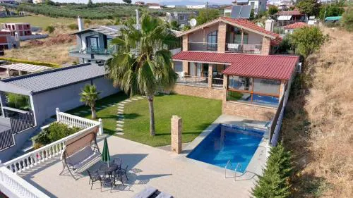 Anesi Beachfront Luxury Villa