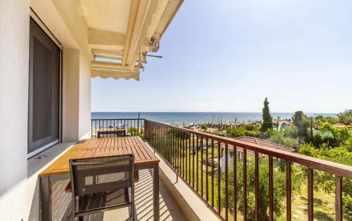 Aqua Vista Apartment by RentalsPro - Nea Moudania Halkidiki