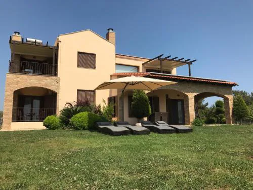 M Varkes Villa