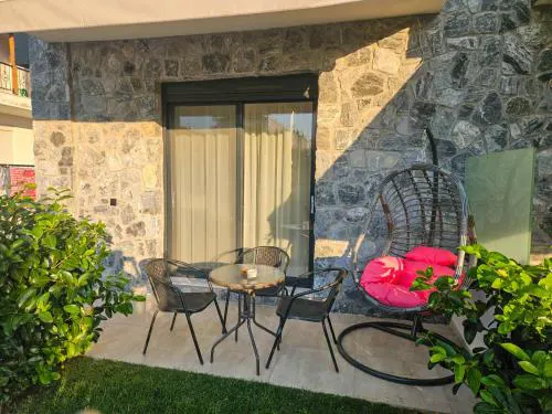 Serenade apartment