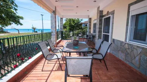 Marialena house
