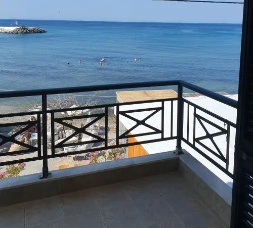 Island apartment N.Skioni