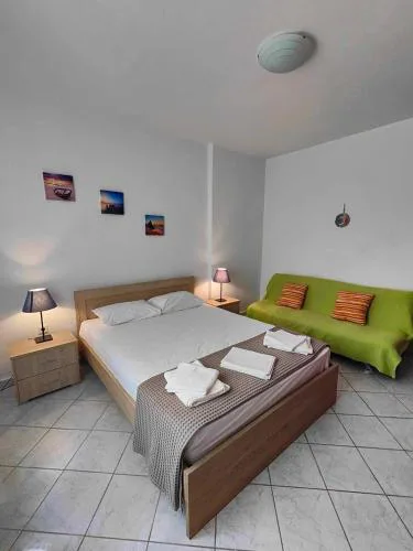 Roses RT apartments Skioni III