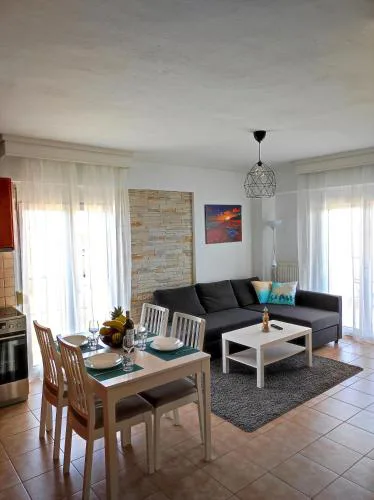 Sea Breeze Apartment