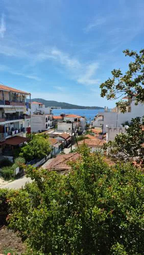 Apostolidis Home