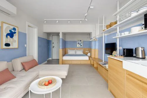 ELADIA Suites, 2nd Floor