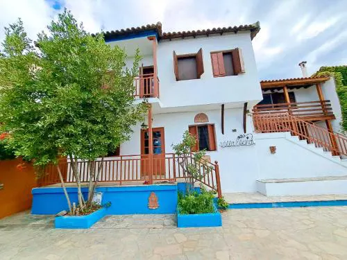 Villa Elena - Renovated Gem with Stunning Sea Views