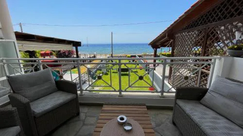 By the Sea Luxury Apartment