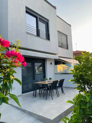 GEMINI VILLAS NIKITI