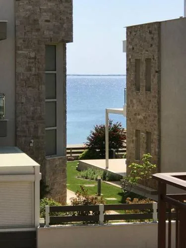 Sea home nikiti