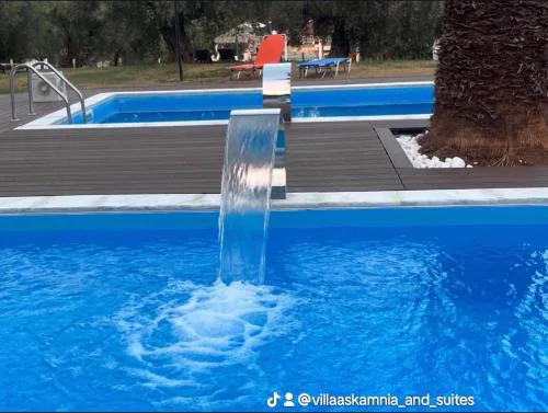Villa Askamnia and Suites
