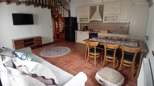 Spiti Ouranoupoli