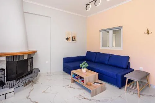 Adorable Modern Guesthouse 2
