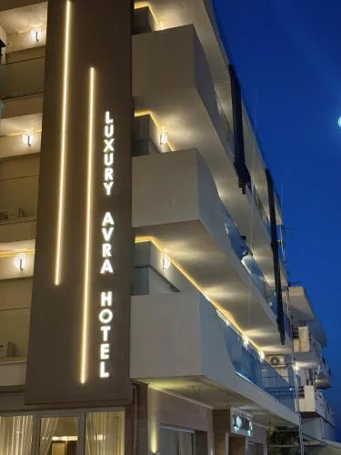 Hotel Avra