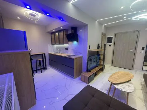 Lydia Luxury Apartment by the Sea