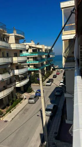 Popi Apartment for rent Peraia floor with balcony 38 qm τμ