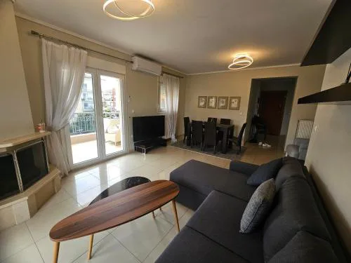 Rest & Nest Luxury Apartment