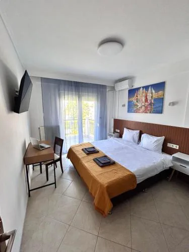 Riviera Apartment II