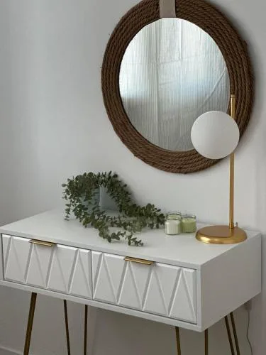 SUNNY MOOD by Little Hellen