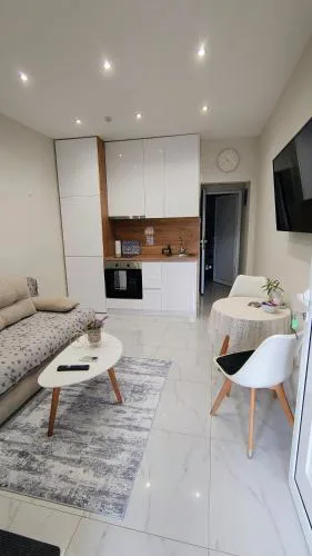 Sunrise Apartment