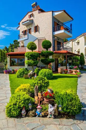 Akrathos Houses