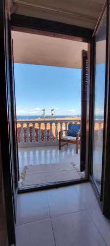 Artemis Apartments Златна гледка към морето